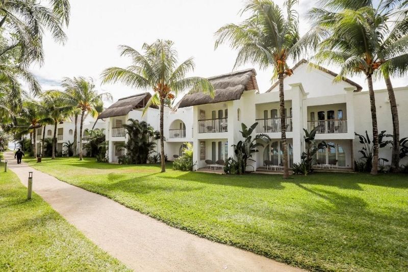 Hôtel Canonnier Beachcomber Golf Resort et Spa 4* pas cher photo 1