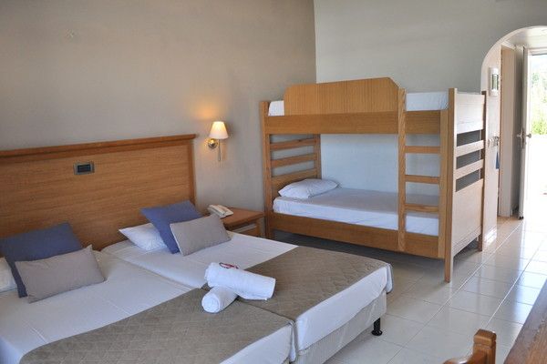 Hôtel Club Jumbo Cyprotel Faliraki 4* pas cher photo 10