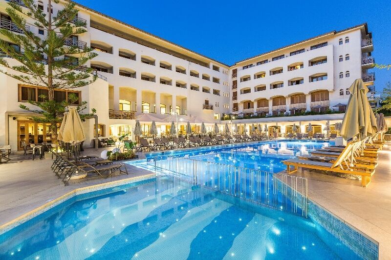 la grece voyage pas cher Hôtel Theartemis Palace 4* pas cher