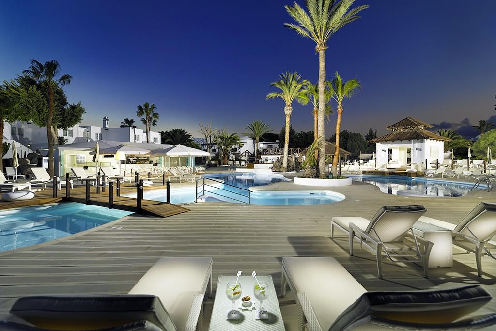 Hôtel H10 White Suites 4* pas cher photo 1