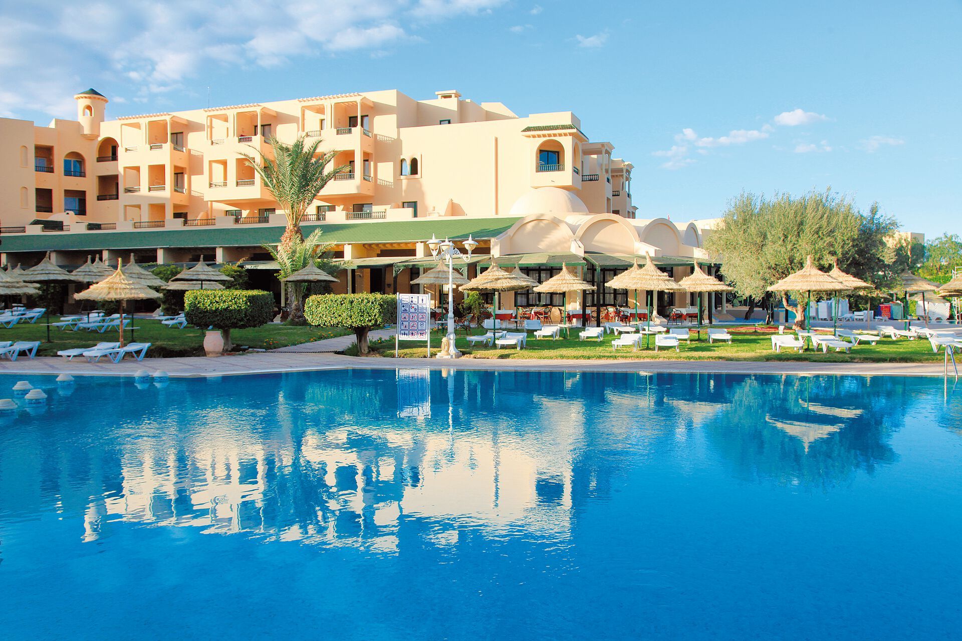 Hôtel Royal Kenz Thalasso et Spa 4* pas cher photo 1