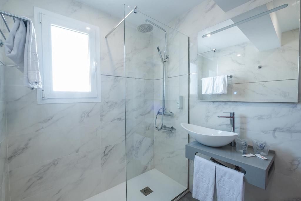 Hôtel Monopol 3* pas cher photo 5