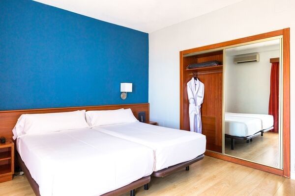 Hôtel Club Jumbo Catalonia Punta Del Rey 4* pas cher photo 8
