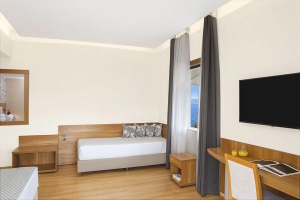 Hôtel Ramada Attica Riviera 4* pas cher photo 8