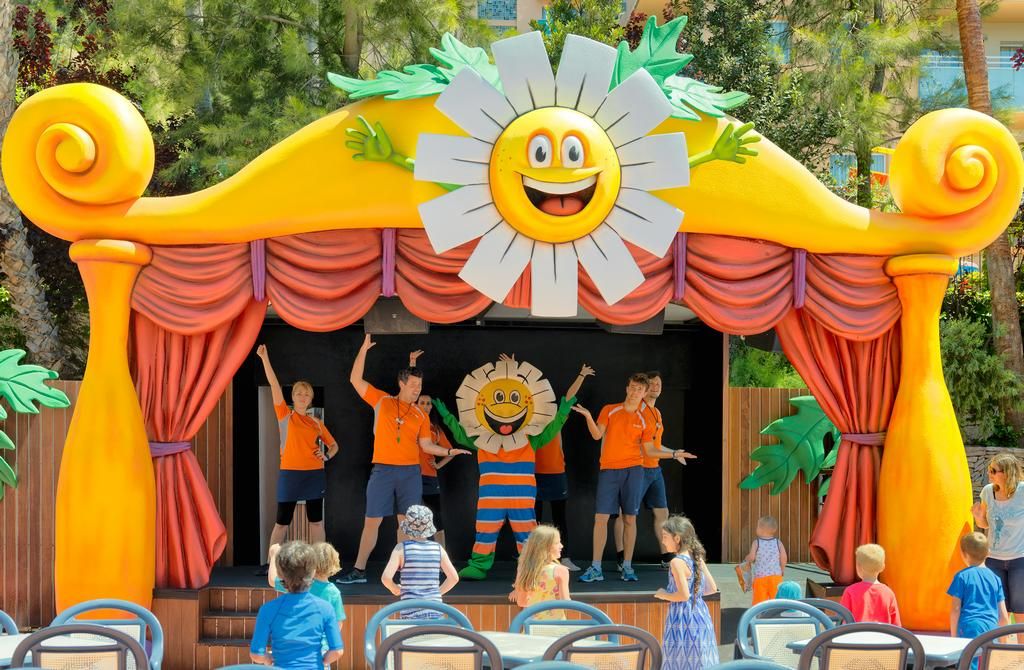 Hôtel H10 Mediterranean Village 4* pas cher