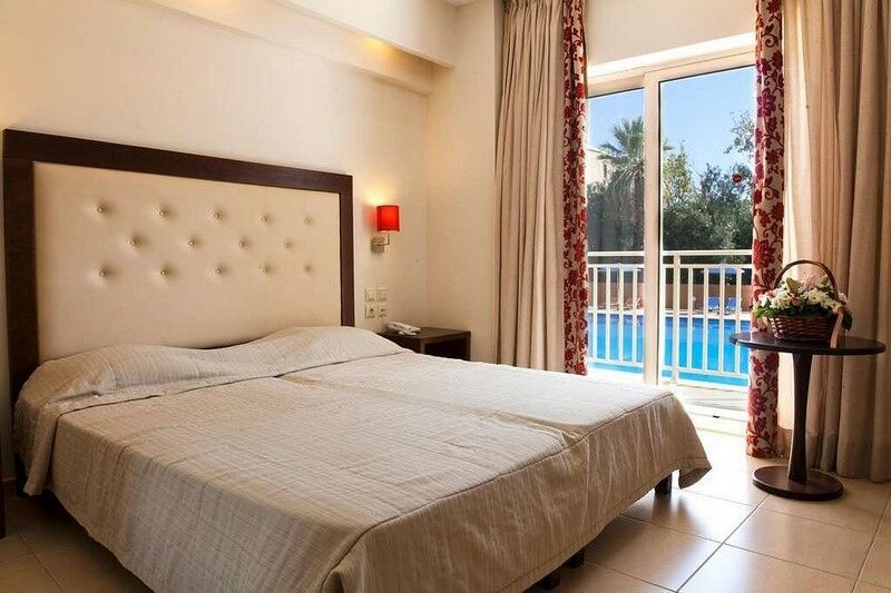 Hôtel CHC Marilena 4* pas cher photo 5