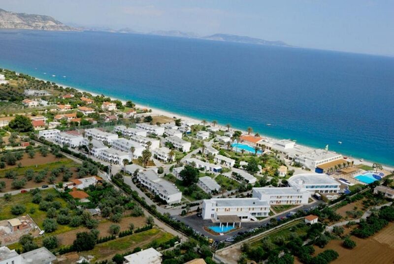 Kinetta Beach Resort et Spa 4* pas cher
