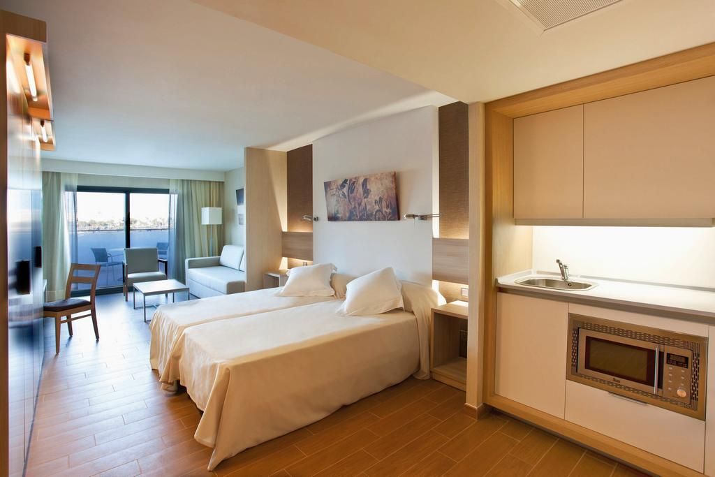 Hôtel Be live Experience Lanzarote Beach 4* pas cher photo 3