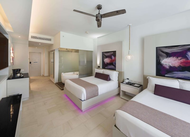 Hôtel CHIC Punta Cana Resort by Royalton 5* pas cher photo 5