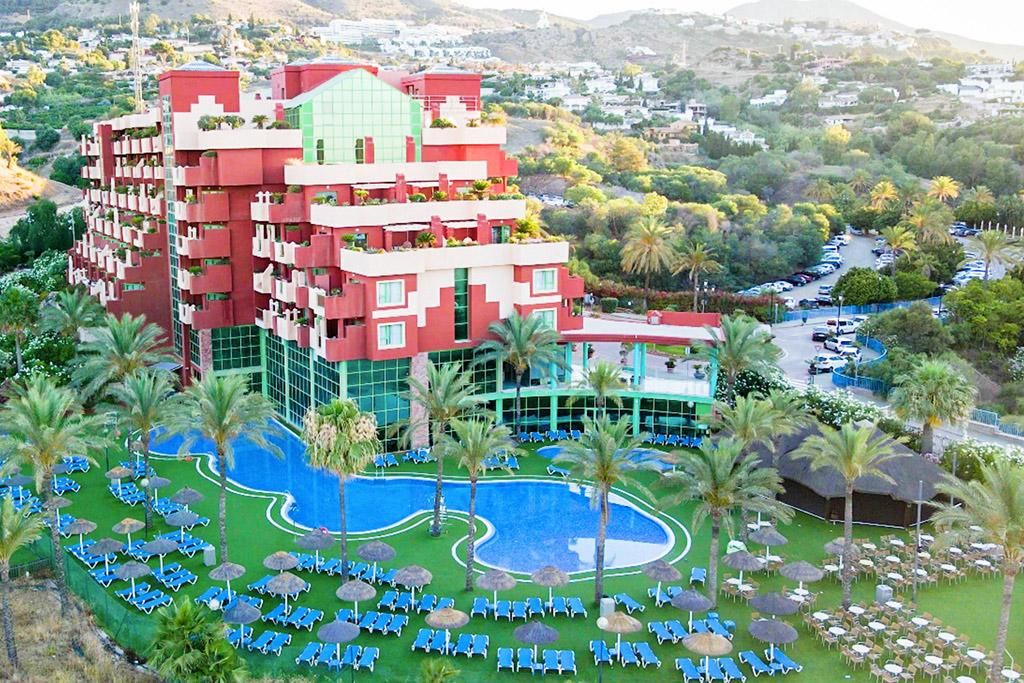 Hôtel Holiday World RIWO 4* pas cher