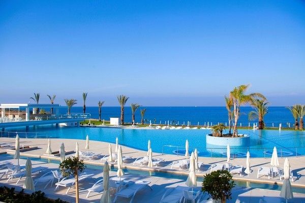 King Evelthon Beach Hôtel et Resort 5* pas cher photo 2