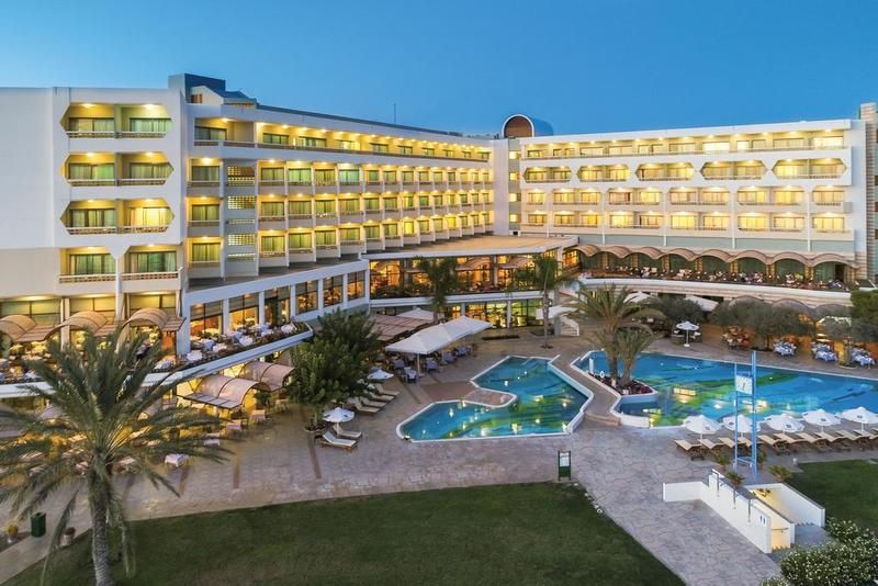 Hôtel Constantinou Bros Athena Royal Beach 4* pas cher photo 1