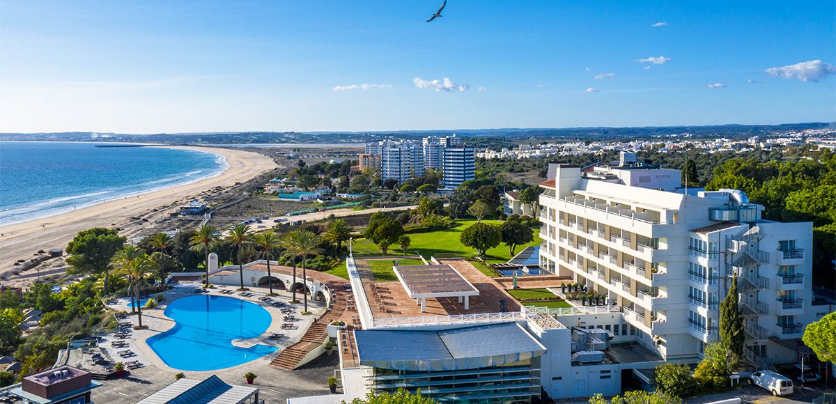 Hôtel Pestana Alvor Praia Premium Beach & Golf Resort 5* pas cher