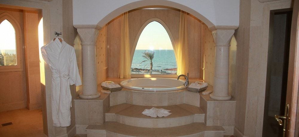 Hôtel Hasdrubal Prestige Thalassa et Spa Djerba 5* pas cher photo 8