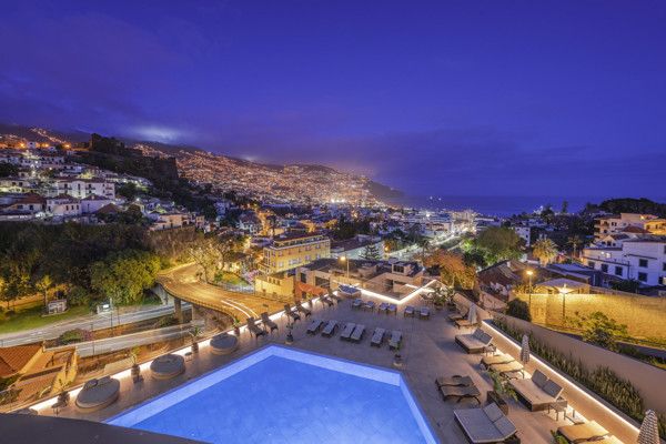 Hôtel The Views Baia 4* pas cher