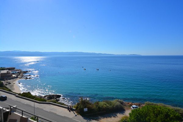 Résidence Hôtelière Les Calanques 3* pas cher photo 2