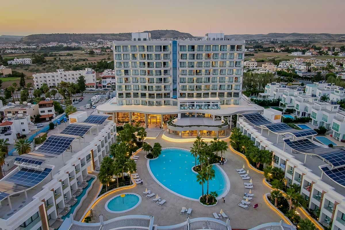 Hôtel Radisson Beach Resort Larnaca 5* pas cher photo 2