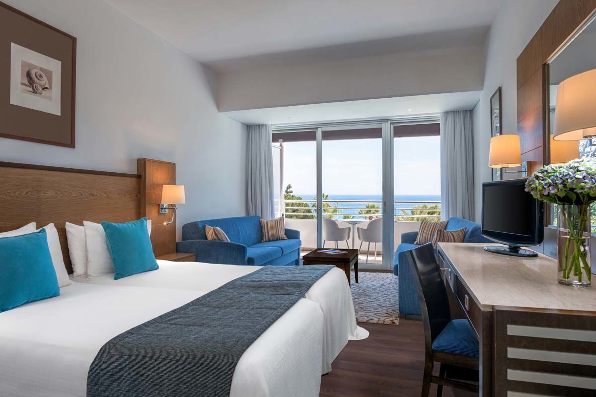 Hôtel Mediterranean Beach 4* sup pas cher photo 6