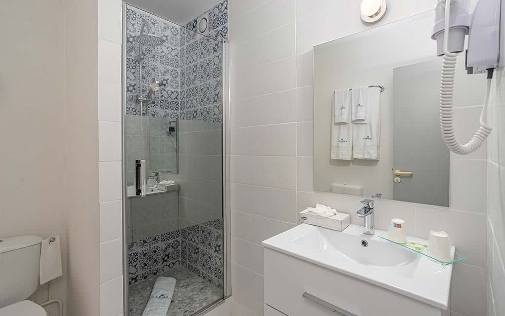 Karibea Squash Hotel - Offre spéciale Noces - Location de voiture incluse 3* pas cher photo 13