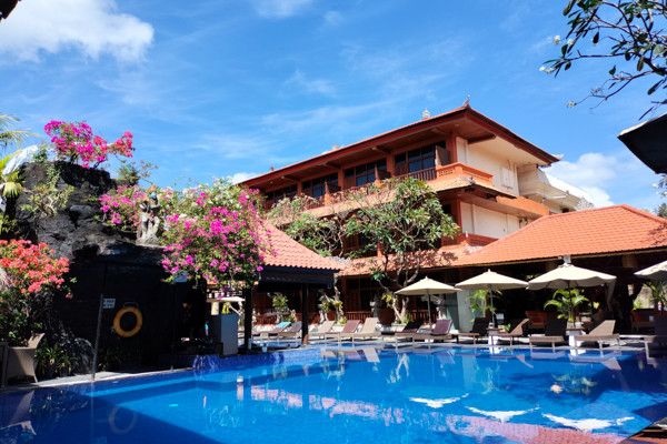 Hôtel Wina Holiday Kuta 3* pas cher photo 2