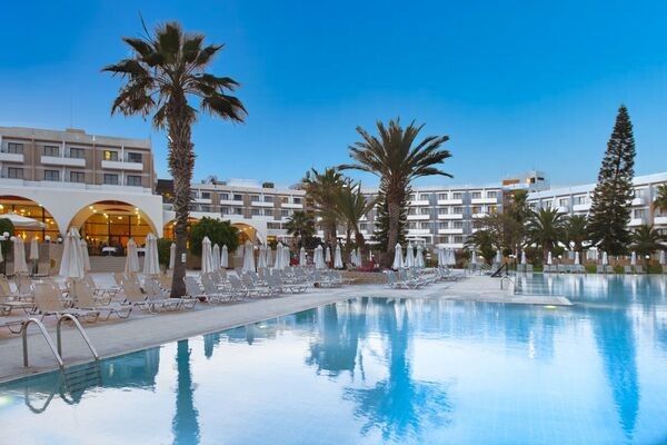 Hôtel Louis Phaethon Beach 4* pas cher photo 2