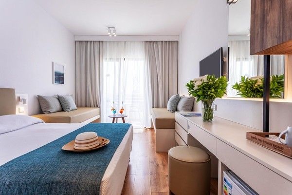 Hôtel Louis Phaethon Beach 4* pas cher photo 3