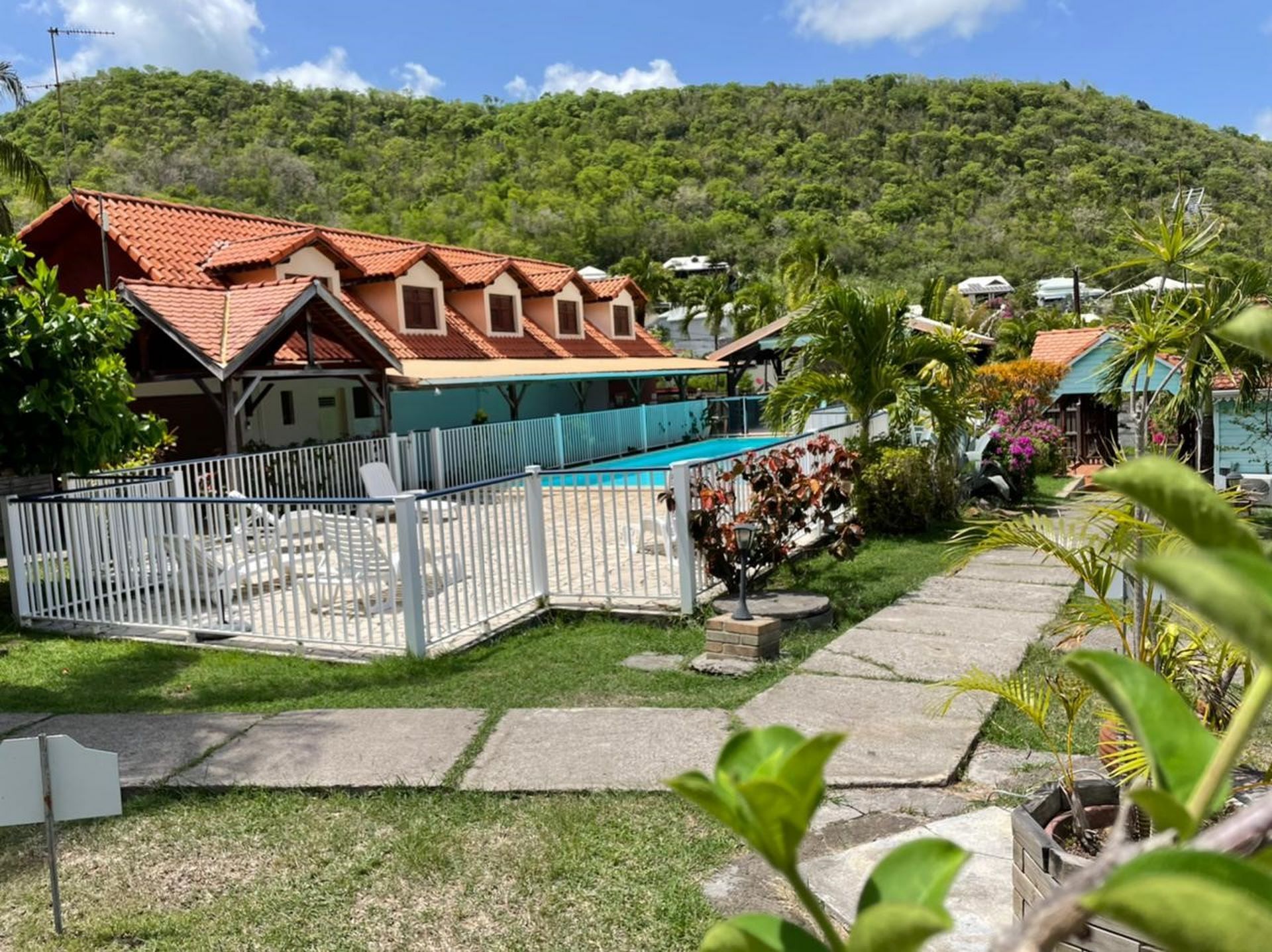 Hôtel L'Anse Bleue 2* pas cher photo 2
