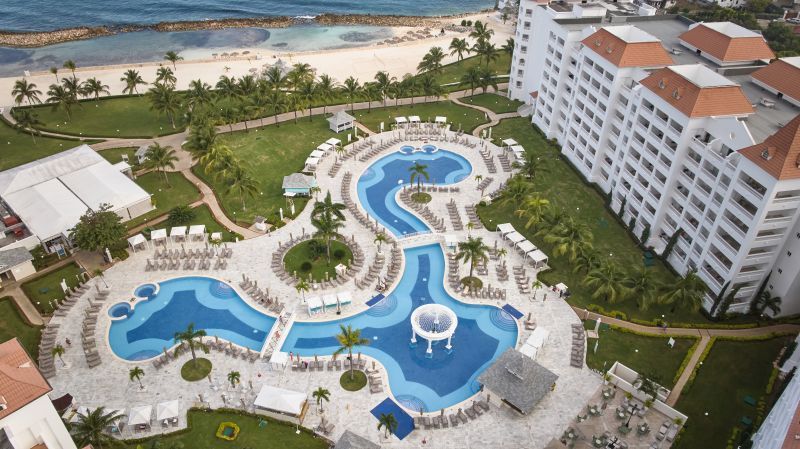 Bahia Principe Luxury Hôtel Runaway Bay 5* pas cher