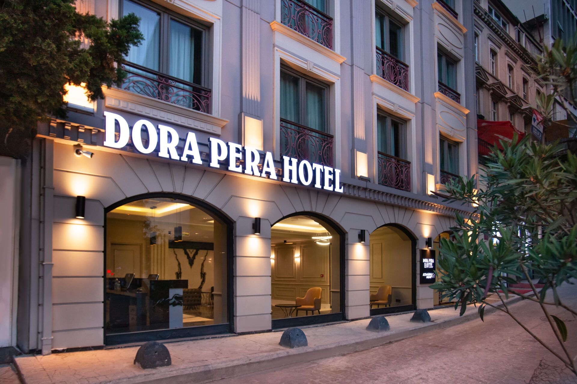 Hôtel Dora Pera 4* pas cher
