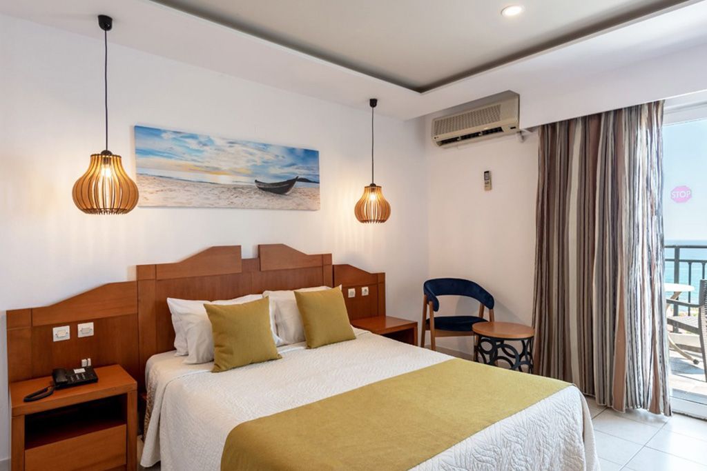 Hôtel Mediterraneo 4* pas cher photo 4