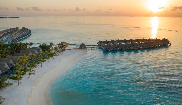 Hôtel Outrigger Maafushivaru Resort 5* pas cher photo 4