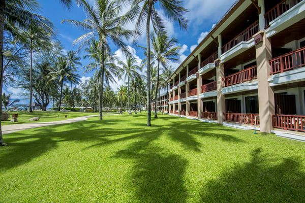 Hôtel Katathani Phuket Beach Resort 5* pas cher photo 1