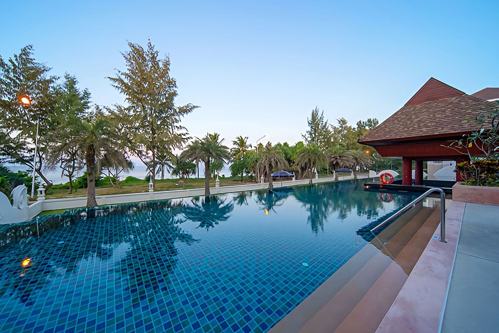 Hôtel Mai Khao Palm Beach Resort 5* pas cher photo 3