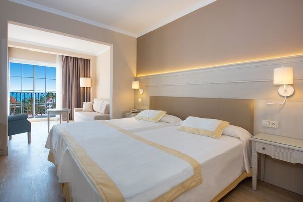 Hôtel Iberostar Malaga Playa 4* pas cher photo 9