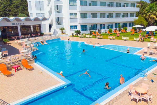 Hôtel Evi 3* pas cher photo 2