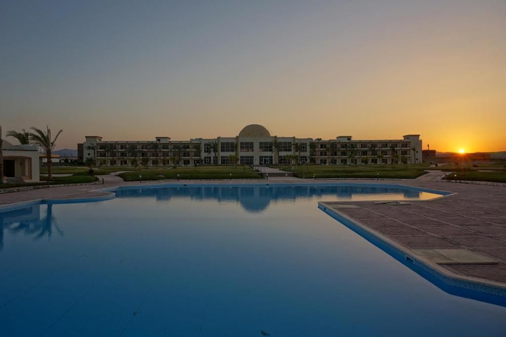 Hôtel Amarina Queen Resort 5* pas cher photo 1
