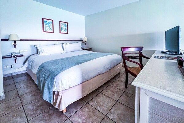 Hôtel Auberge de la Vieille Tour 4* pas cher photo 8