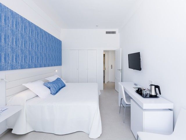 Hôtel Reverence Mare Palmanova 4* pas cher photo 2