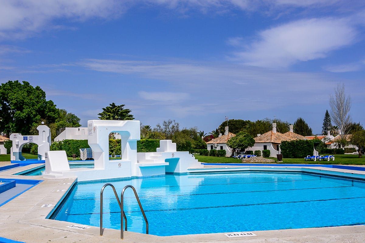 Hôtel Pedras d'el Rei Appartements - Vols Réguliers pas cher photo 1