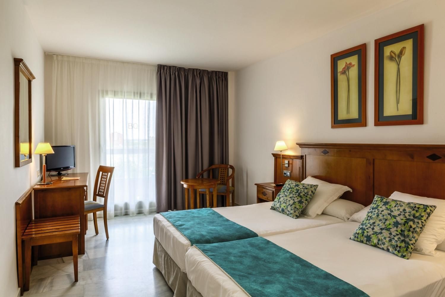 Hotel BQ Andalucia Beach - 4* pas cher photo 1