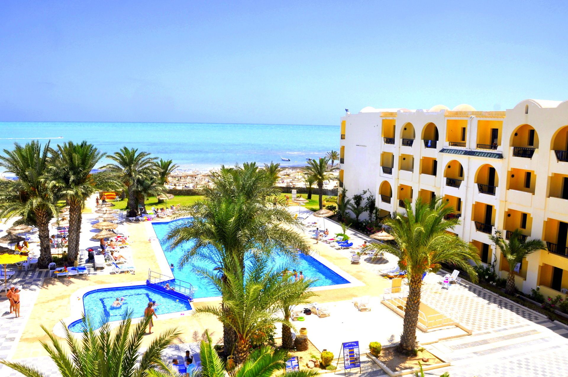 Club Diana Beach 3* pas cher photo 1