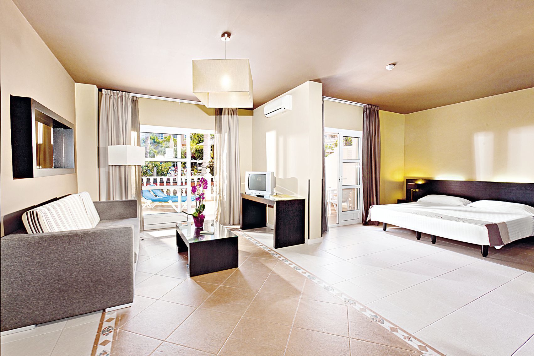 Aparthotel El Duque - 4* pas cher photo 3