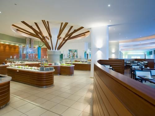 Hôtel Mediterranean Beach Hotel 4* pas cher photo 2