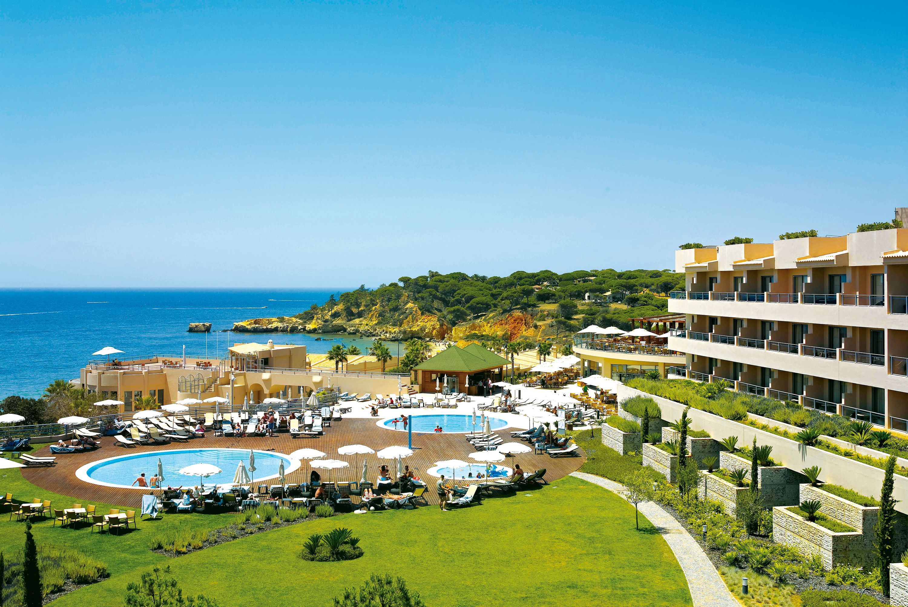 Grande Real Santa Eulália Resort & Hotel Spa (Studio/Appart. famille) - 5* pas cher photo 2