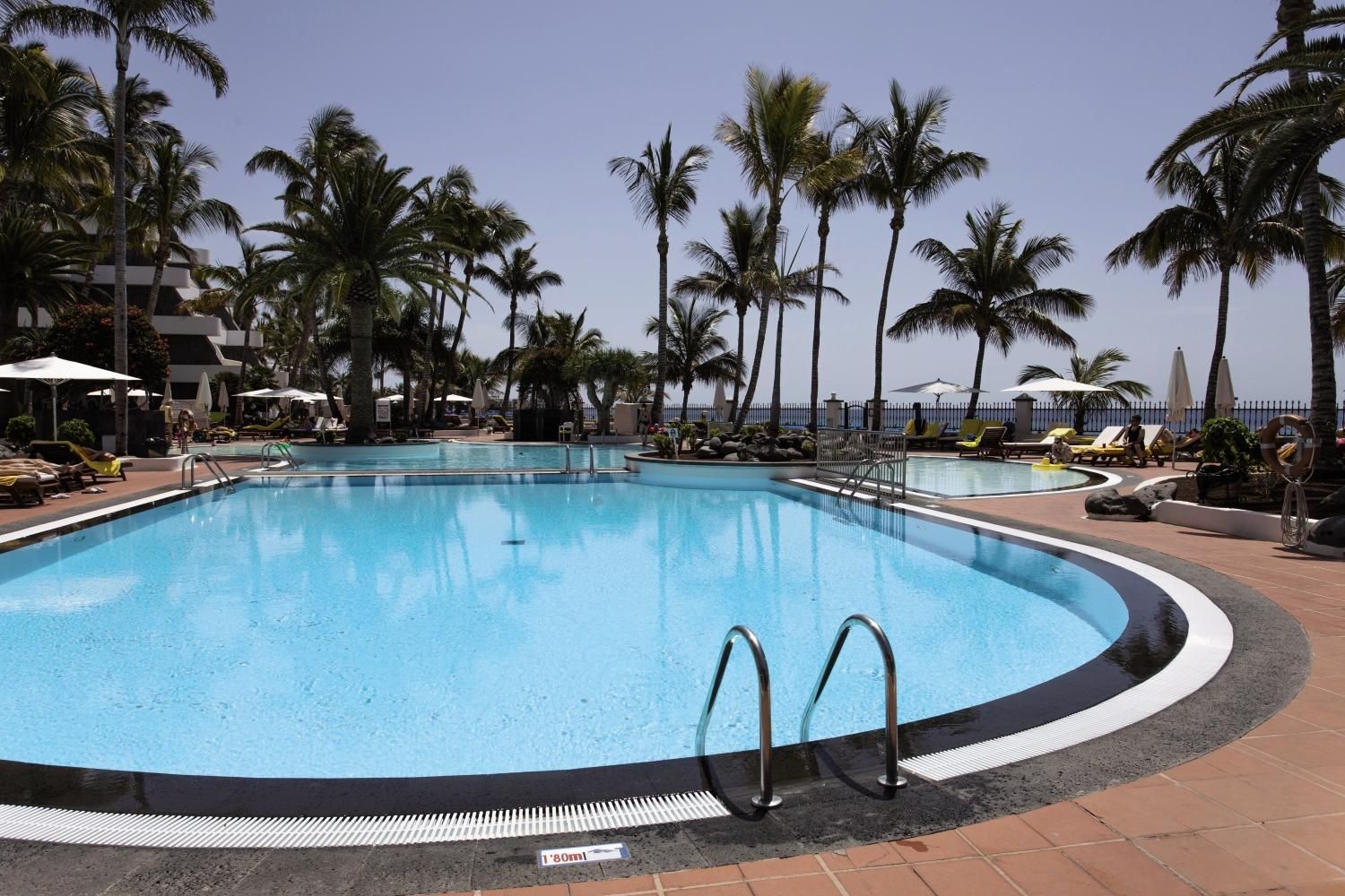 Suite-Hotel Fariones - - 4* pas cher photo 5