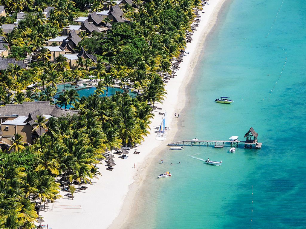 Trou aux Biches Beachcomber Golf resort and Spa 5* pas cher photo 1