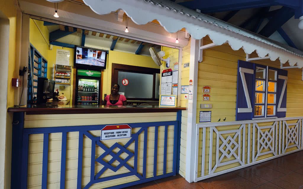 Karaïbes Hôtel - Location de voiture incluse 2* pas cher photo 5