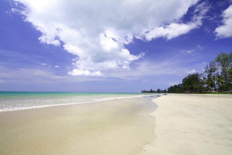 Apsara Beachfront Resort & Villas 4* pas cher photo 11