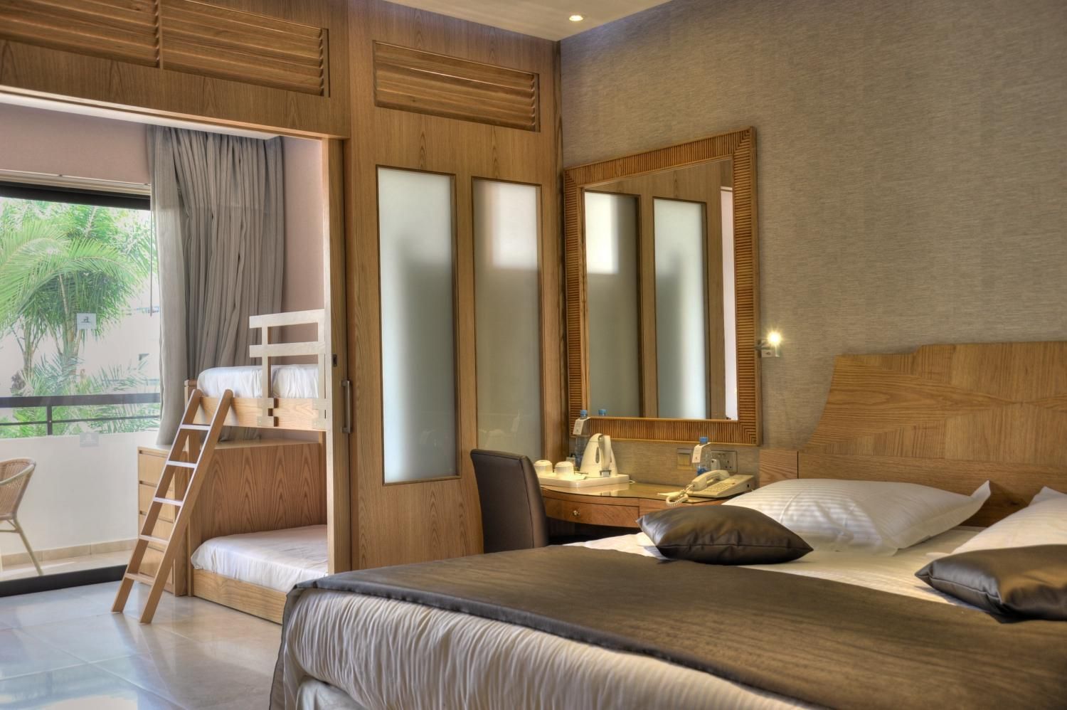 Adams Beach Hotel - 5* pas cher photo 1