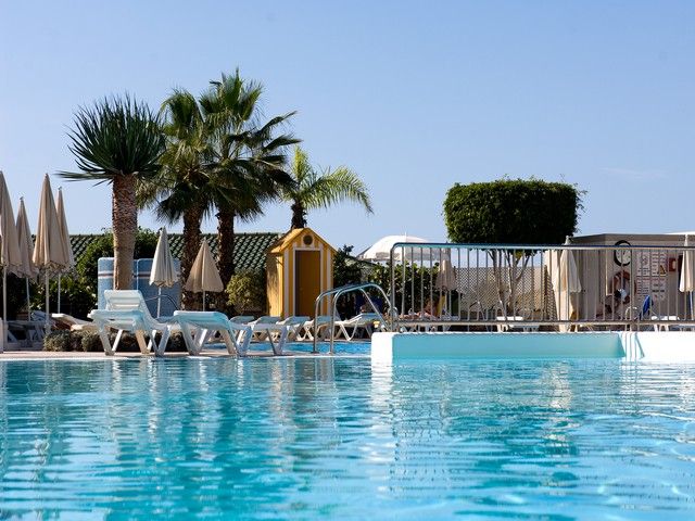 Hotel Gala 4* pas cher photo 1